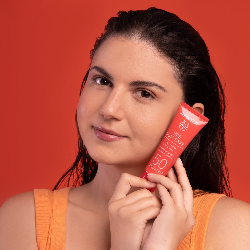 Apivita Ενυδατική Κρέμα-Gel Προσώπου SPF50 50ml