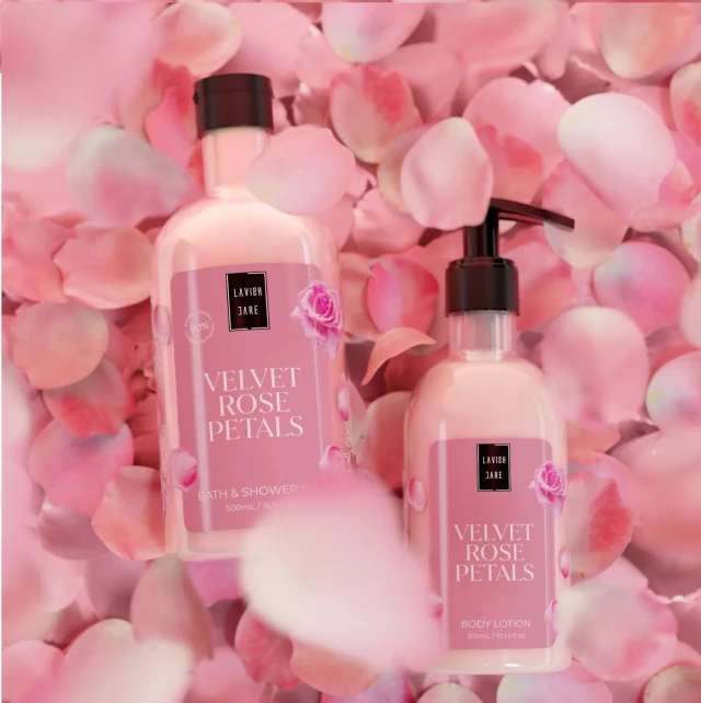 Lavish Care Body Lotion Velvet Rose Petal 300ml - Εικόνα 2