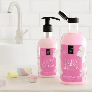 Lavish Care Fluffy Marsh Mallow Bath & Showergel 500ml - Εικόνα 3