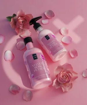 Lavish Care Body Lotion Velvet Rose Petal 300ml - Εικόνα 5