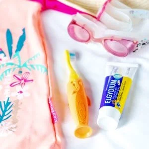 ELGYDIUM Kids Banana - Οδοντόκρεμα για παιδιά ηλικίας 2 έως 6 ετών 50ml - Εικόνα 2