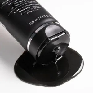 Apivita Μαύρο Gel Καθαρισμού – Πρόσωπο & Μάτια